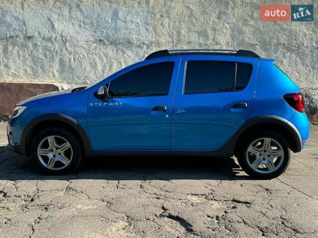 Рено Сандеро 2020 в Виннице на Automoto.ua Синий Рено Сандеро, объемом двигателя 1.5 л и пробегом 56 тыс. км за 13190 $, фото 10 на Automoto.ua