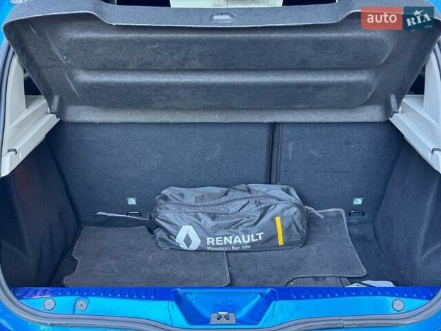 Рено Сандеро 2020 в Виннице на Automoto.ua Синий Рено Сандеро, объемом двигателя 1.5 л и пробегом 56 тыс. км за 13190 $, фото 19 на Automoto.ua