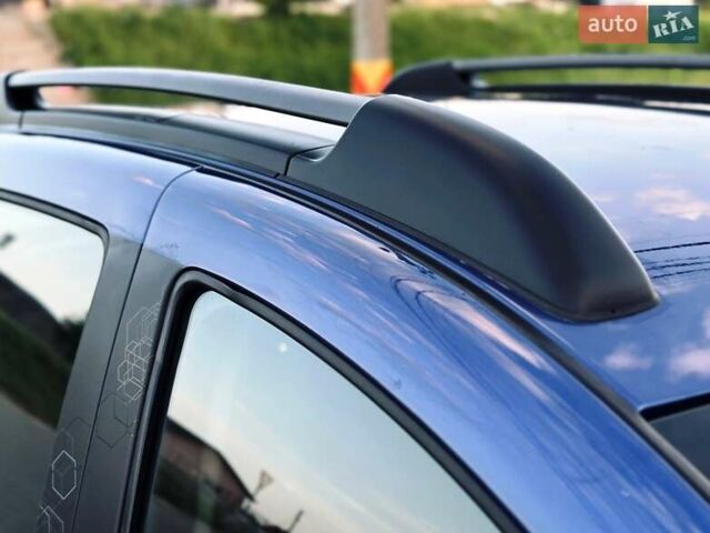 Синий Рено Сандеро, объемом двигателя 0.9 л и пробегом 59 тыс. км за 10450 $, фото 14 на Automoto.ua