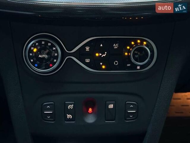 Рено Сандеро 2020 в Виннице на Automoto.ua Синий Рено Сандеро, объемом двигателя 1.5 л и пробегом 56 тыс. км за 13190 $, фото 29 на Automoto.ua