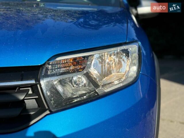 Рено Сандеро 2020 в Виннице на Automoto.ua Синий Рено Сандеро, объемом двигателя 1.5 л и пробегом 56 тыс. км за 13190 $, фото 3 на Automoto.ua