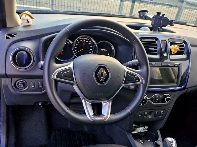 Синий Рено Сандеро, объемом двигателя 0.9 л и пробегом 58 тыс. км за 12000 $, фото 3 на Automoto.ua