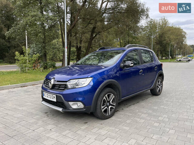 Синій Рено Сандеро, об'ємом двигуна 0.9 л та пробігом 64 тис. км за 12100 $, фото 6 на Automoto.ua