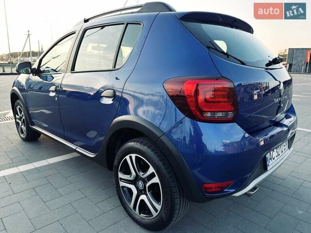 Синий Рено Сандеро, объемом двигателя 0.9 л и пробегом 59 тыс. км за 10450 $, фото 5 на Automoto.ua