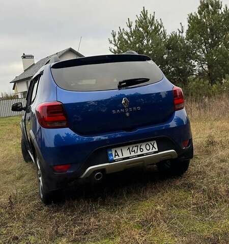 Синій Рено Сандеро, об'ємом двигуна 0.9 л та пробігом 61 тис. км за 12000 $, фото 2 на Automoto.ua