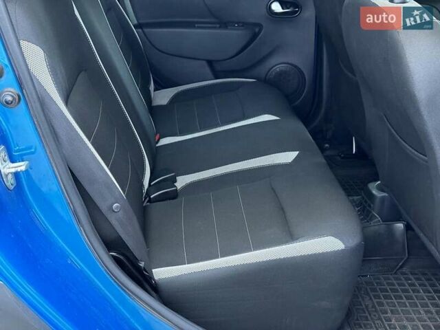 Рено Сандеро 2020 в Виннице на Automoto.ua Синий Рено Сандеро, объемом двигателя 1.5 л и пробегом 56 тыс. км за 13190 $, фото 22 на Automoto.ua