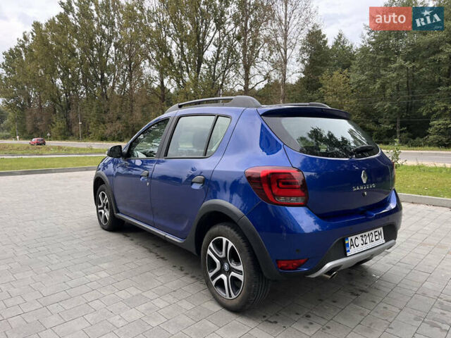 Синій Рено Сандеро, об'ємом двигуна 0.9 л та пробігом 64 тис. км за 12100 $, фото 4 на Automoto.ua