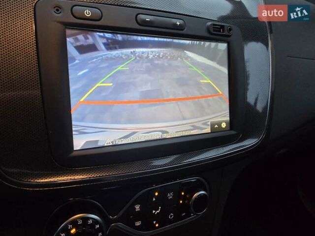 Синий Рено Сандеро, объемом двигателя 0.9 л и пробегом 17 тыс. км за 10300 $, фото 21 на Automoto.ua