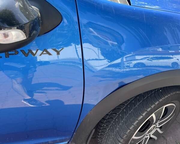 Синий Рено Сандеро, объемом двигателя 0.9 л и пробегом 104 тыс. км за 11111 $, фото 3 на Automoto.ua