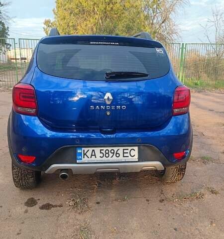 Синий Рено Сандеро, объемом двигателя 0.9 л и пробегом 59 тыс. км за 11500 $, фото 2 на Automoto.ua