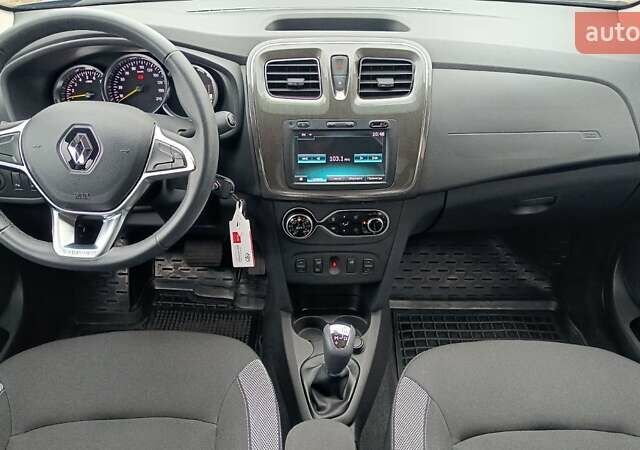 Синий Рено Сандеро, объемом двигателя 0.9 л и пробегом 48 тыс. км за 11282 $, фото 7 на Automoto.ua