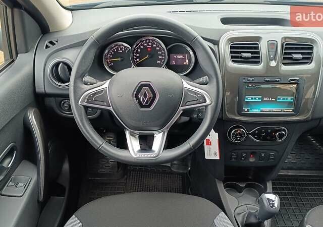 Синий Рено Сандеро, объемом двигателя 0.9 л и пробегом 48 тыс. км за 11282 $, фото 8 на Automoto.ua
