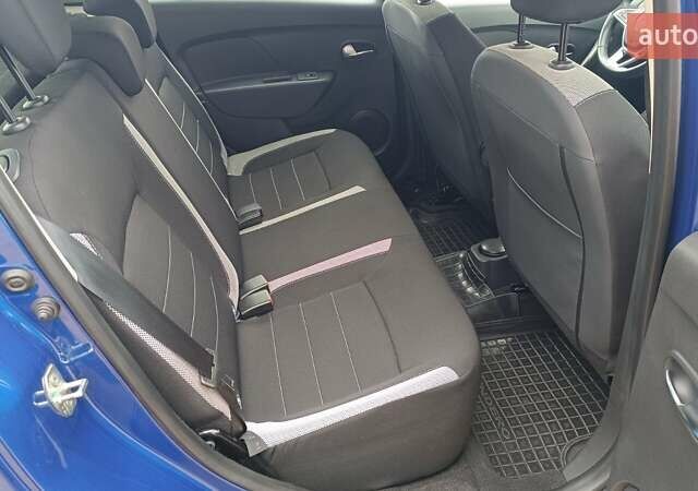 Синий Рено Сандеро, объемом двигателя 0.9 л и пробегом 48 тыс. км за 11282 $, фото 6 на Automoto.ua