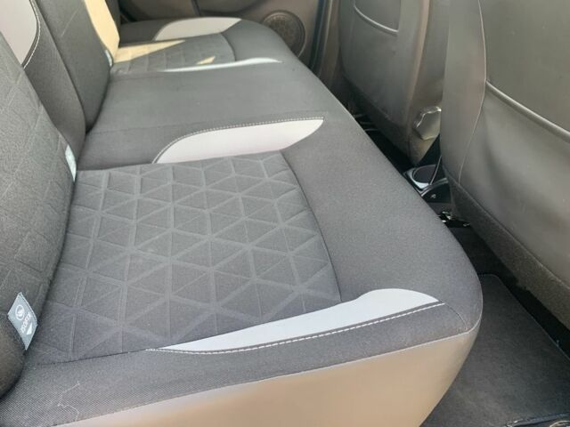 Синий Рено Сандеро, объемом двигателя 1.5 л и пробегом 170 тыс. км за 8000 $, фото 7 на Automoto.ua