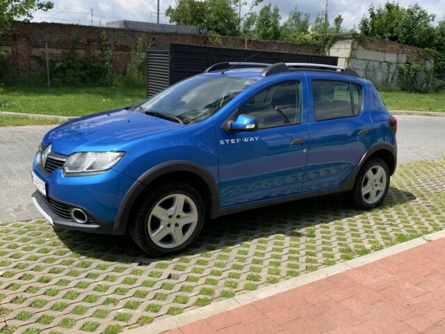 Синий Рено Сандеро, объемом двигателя 1.5 л и пробегом 170 тыс. км за 8000 $, фото 3 на Automoto.ua