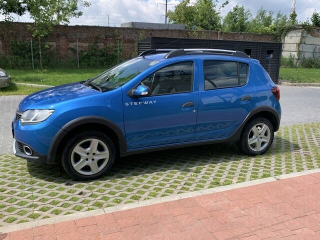 Синий Рено Сандеро, объемом двигателя 1.5 л и пробегом 170 тыс. км за 8000 $, фото 2 на Automoto.ua