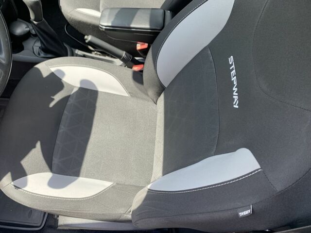 Синий Рено Сандеро, объемом двигателя 1.5 л и пробегом 170 тыс. км за 8000 $, фото 11 на Automoto.ua