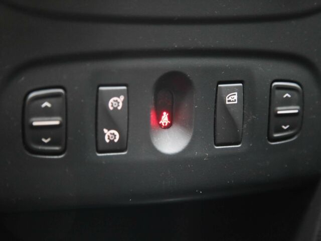 Синий Рено Сандеро, объемом двигателя 1.5 л и пробегом 92 тыс. км за 9800 $, фото 17 на Automoto.ua