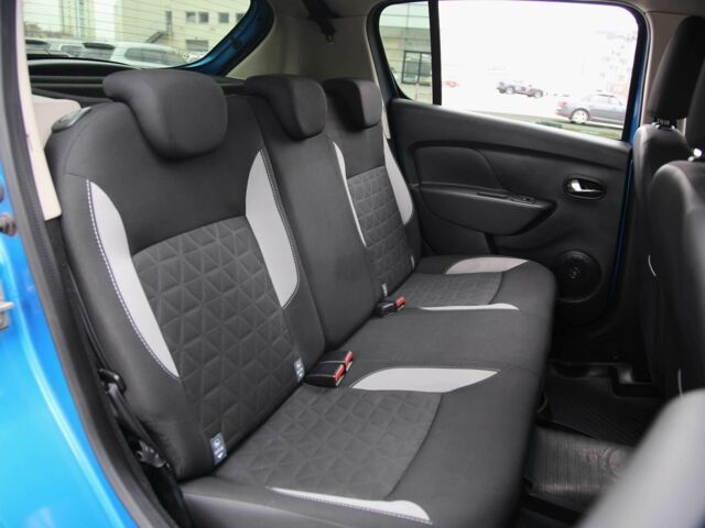 Синий Рено Сандеро, объемом двигателя 1.5 л и пробегом 92 тыс. км за 9800 $, фото 7 на Automoto.ua