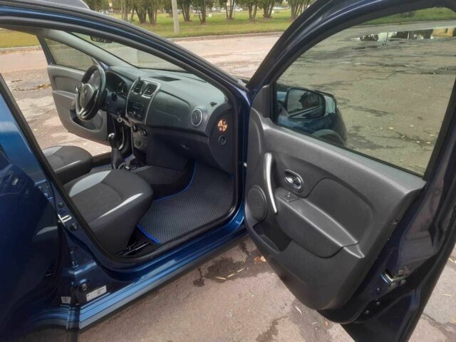 Синий Рено Сандеро, объемом двигателя 1.5 л и пробегом 180 тыс. км за 8300 $, фото 18 на Automoto.ua