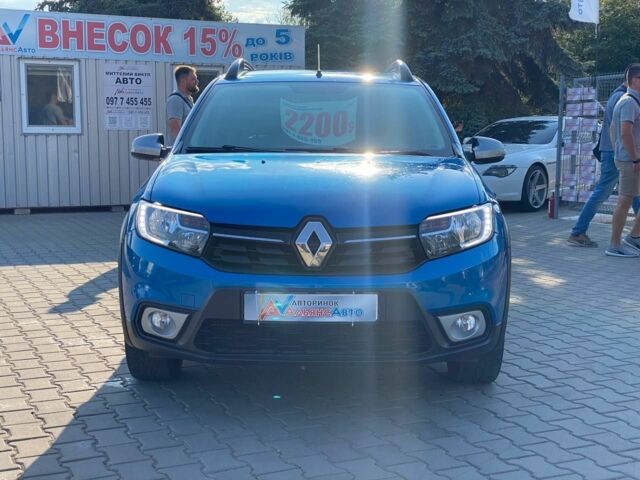 Рено Сандеро 2017 в Кривом Роге на Automoto.ua Синий Рено Сандеро, объемом двигателя 0.9 л и пробегом 81 тыс. км за 9500 $, фото 1 на Automoto.ua