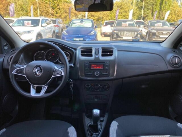 Рено Сандеро 2017 в Кривом Роге на Automoto.ua Синий Рено Сандеро, объемом двигателя 0.9 л и пробегом 81 тыс. км за 9500 $, фото 9 на Automoto.ua