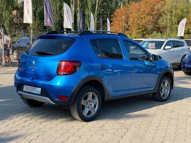 Рено Сандеро 2017 в Кривом Роге на Automoto.ua Синий Рено Сандеро, объемом двигателя 0.9 л и пробегом 81 тыс. км за 9500 $, фото 6 на Automoto.ua