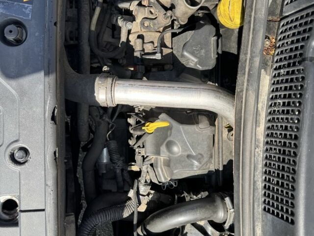 Білий Рено Сценік II, об'ємом двигуна 1.5 л та пробігом 295 тис. км за 4450 $, фото 12 на Automoto.ua