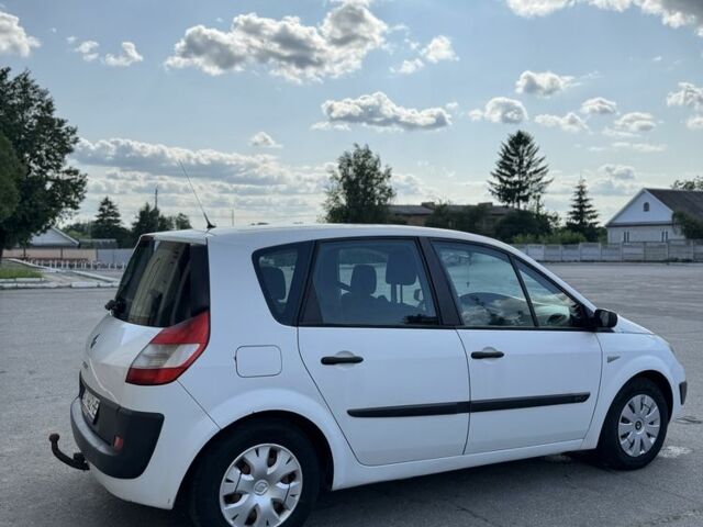 Білий Рено Сценік II, об'ємом двигуна 1.5 л та пробігом 295 тис. км за 4450 $, фото 5 на Automoto.ua