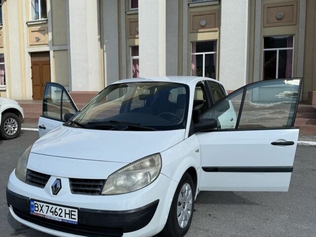 Белый Рено Сценик II, объемом двигателя 1.5 л и пробегом 295 тыс. км за 4950 $, фото 13 на Automoto.ua