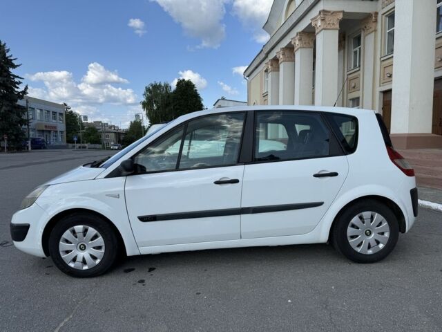 Белый Рено Сценик II, объемом двигателя 1.5 л и пробегом 295 тыс. км за 4950 $, фото 1 на Automoto.ua