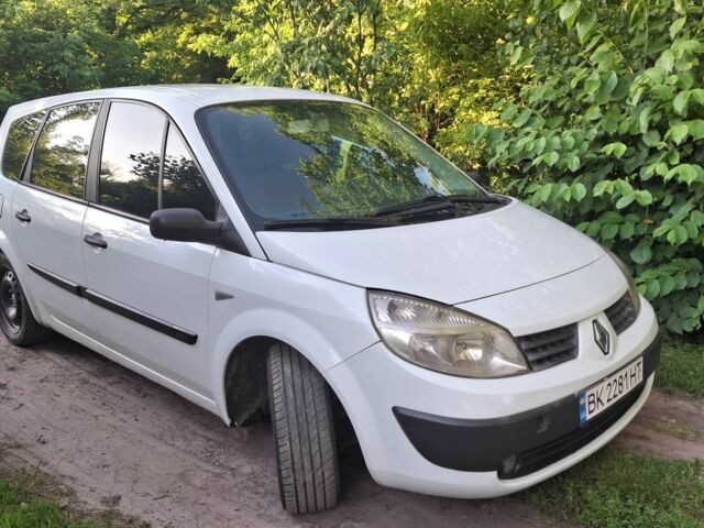 Белый Рено Сценик II, объемом двигателя 1.5 л и пробегом 158 тыс. км за 3900 $, фото 2 на Automoto.ua