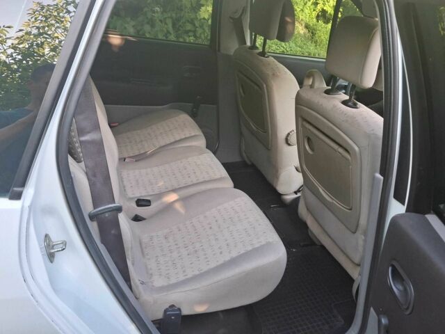 Белый Рено Сценик II, объемом двигателя 1.5 л и пробегом 158 тыс. км за 3900 $, фото 7 на Automoto.ua