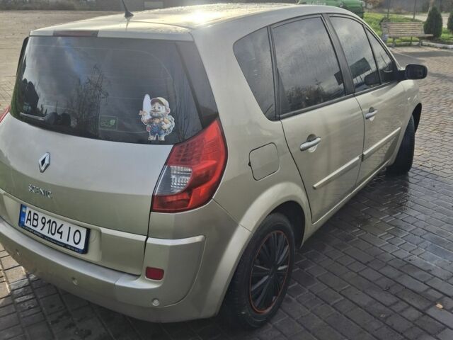 Бежевый Рено Сценик II, объемом двигателя 1.5 л и пробегом 280 тыс. км за 4100 $, фото 4 на Automoto.ua