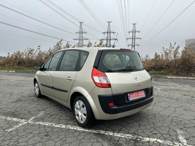 Бежевый Рено Сценик II, объемом двигателя 1.6 л и пробегом 200 тыс. км за 5800 $, фото 2 на Automoto.ua