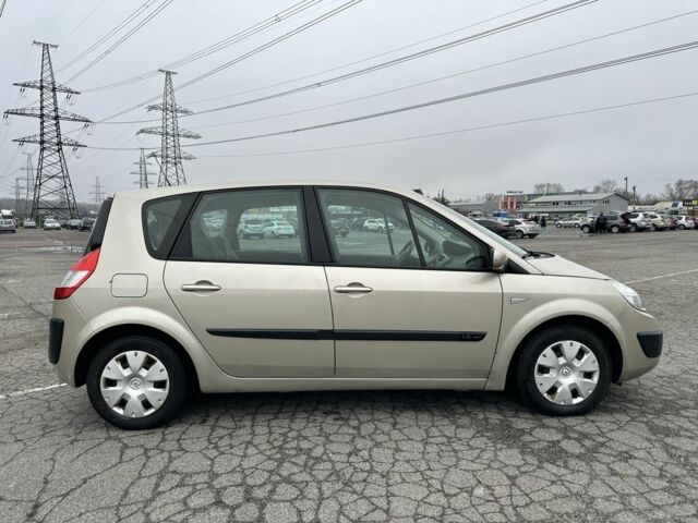 Бежевый Рено Сценик II, объемом двигателя 1.6 л и пробегом 200 тыс. км за 5800 $, фото 5 на Automoto.ua