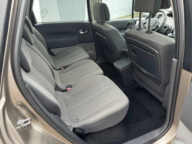 Бежевый Рено Сценик II, объемом двигателя 1.6 л и пробегом 197 тыс. км за 5699 $, фото 14 на Automoto.ua