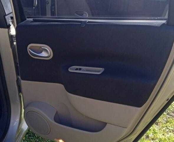 Бежевый Рено Сценик II, объемом двигателя 1.9 л и пробегом 150 тыс. км за 5400 $, фото 7 на Automoto.ua