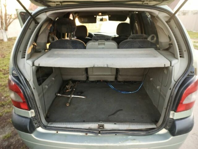 Бежевый Рено Сценик II, объемом двигателя 1.9 л и пробегом 320 тыс. км за 2200 $, фото 7 на Automoto.ua