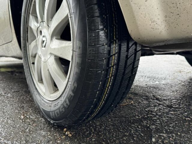 Рено Сценік II 2006 у Полтаві на Automoto.ua Бежевий Рено Сценік II, об'ємом двигуна 1.6 л та пробігом 131 тис. км за 5300 $, фото 6 на Automoto.ua