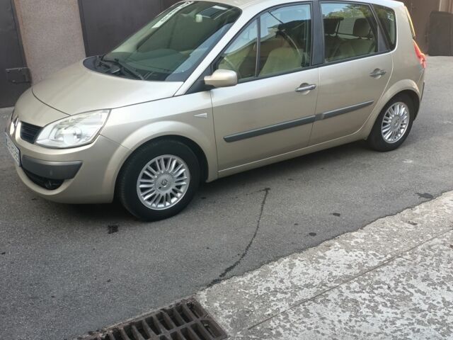 Бежевый Рено Сценик II, объемом двигателя 2 л и пробегом 255 тыс. км за 5000 $, фото 11 на Automoto.ua