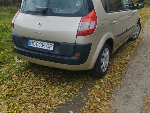 Бежевый Рено Сценик II, объемом двигателя 1.6 л и пробегом 247 тыс. км за 4400 $, фото 3 на Automoto.ua