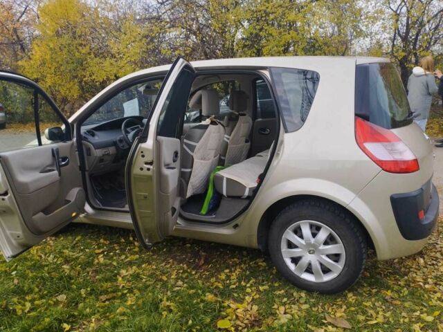 Бежевый Рено Сценик II, объемом двигателя 1.6 л и пробегом 247 тыс. км за 4400 $, фото 4 на Automoto.ua