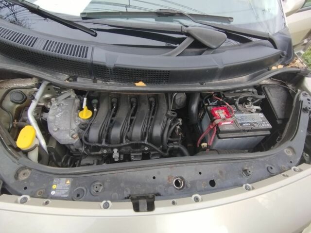 Бежевый Рено Сценик II, объемом двигателя 1.6 л и пробегом 247 тыс. км за 4400 $, фото 18 на Automoto.ua