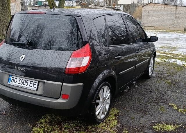 Черный Рено Сценик II, объемом двигателя 1.9 л и пробегом 265 тыс. км за 3500 $, фото 2 на Automoto.ua