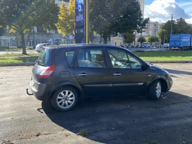 Черный Рено Сценик II, объемом двигателя 1.9 л и пробегом 258 тыс. км за 3400 $, фото 5 на Automoto.ua