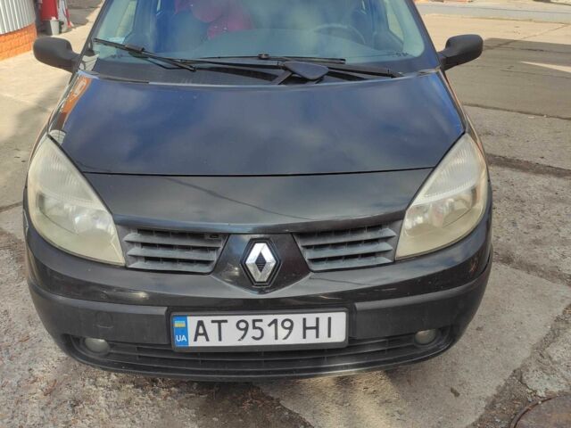 Черный Рено Сценик II, объемом двигателя 1.5 л и пробегом 330 тыс. км за 4400 $, фото 5 на Automoto.ua