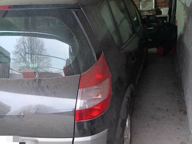 Черный Рено Сценик II, объемом двигателя 1.5 л и пробегом 178 тыс. км за 4200 $, фото 3 на Automoto.ua