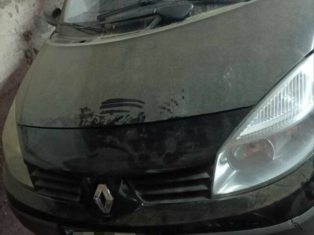 Черный Рено Сценик II, объемом двигателя 1.5 л и пробегом 178 тыс. км за 4200 $, фото 1 на Automoto.ua