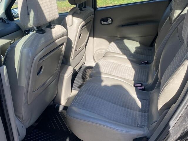 Черный Рено Сценик II, объемом двигателя 1.9 л и пробегом 258 тыс. км за 3400 $, фото 11 на Automoto.ua